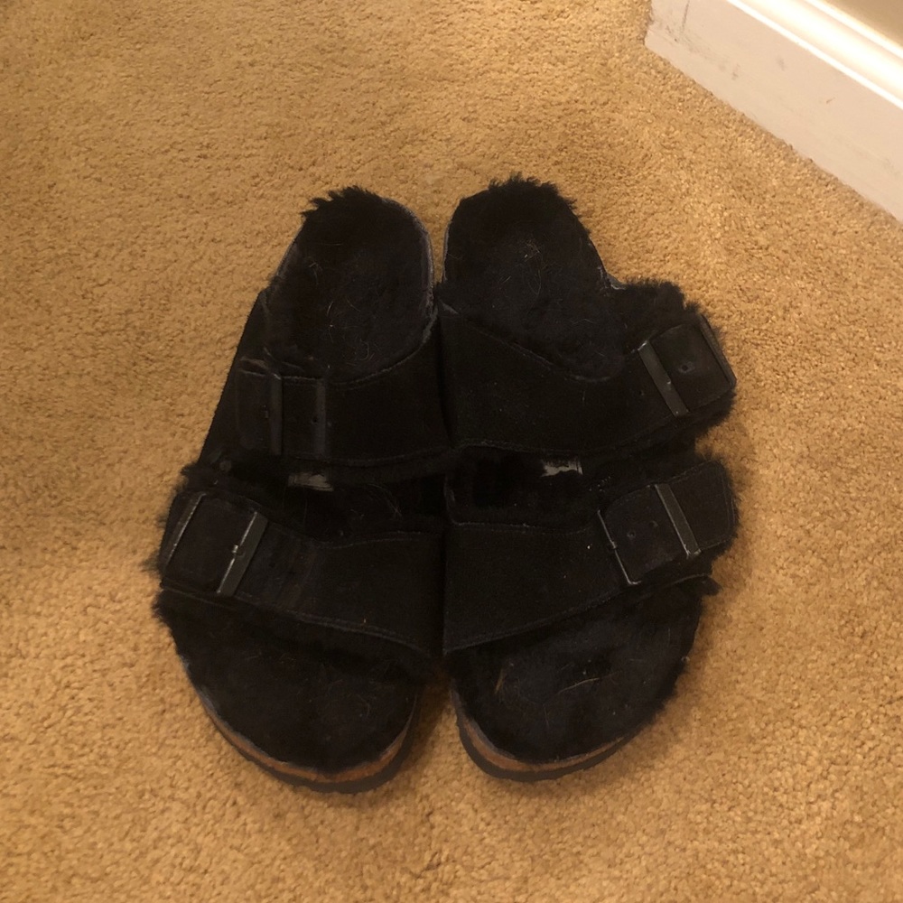 Black fuzzy Birkenstocks